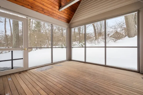 $1,850,000 | 16 Livermore Lane, Weston, MA 02493