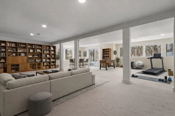 $1,850,000 | 16 Livermore Lane, Weston, MA 02493