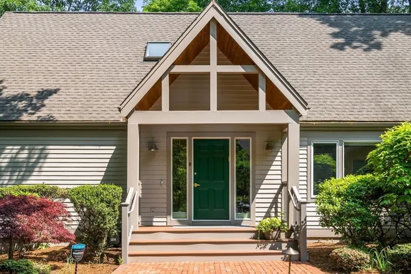 $1,850,000 | 16 Livermore Lane, Weston, MA 02493