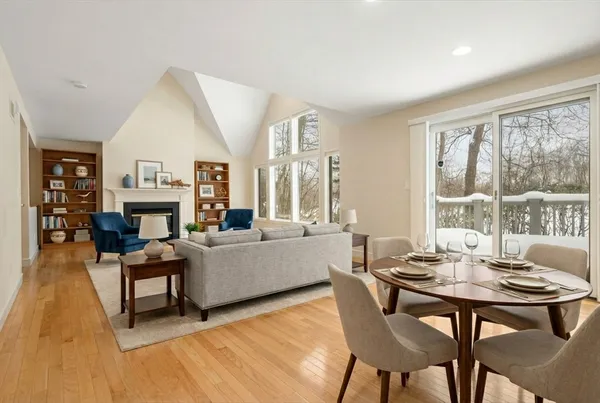$1,850,000 | 16 Livermore Lane, Weston, MA 02493