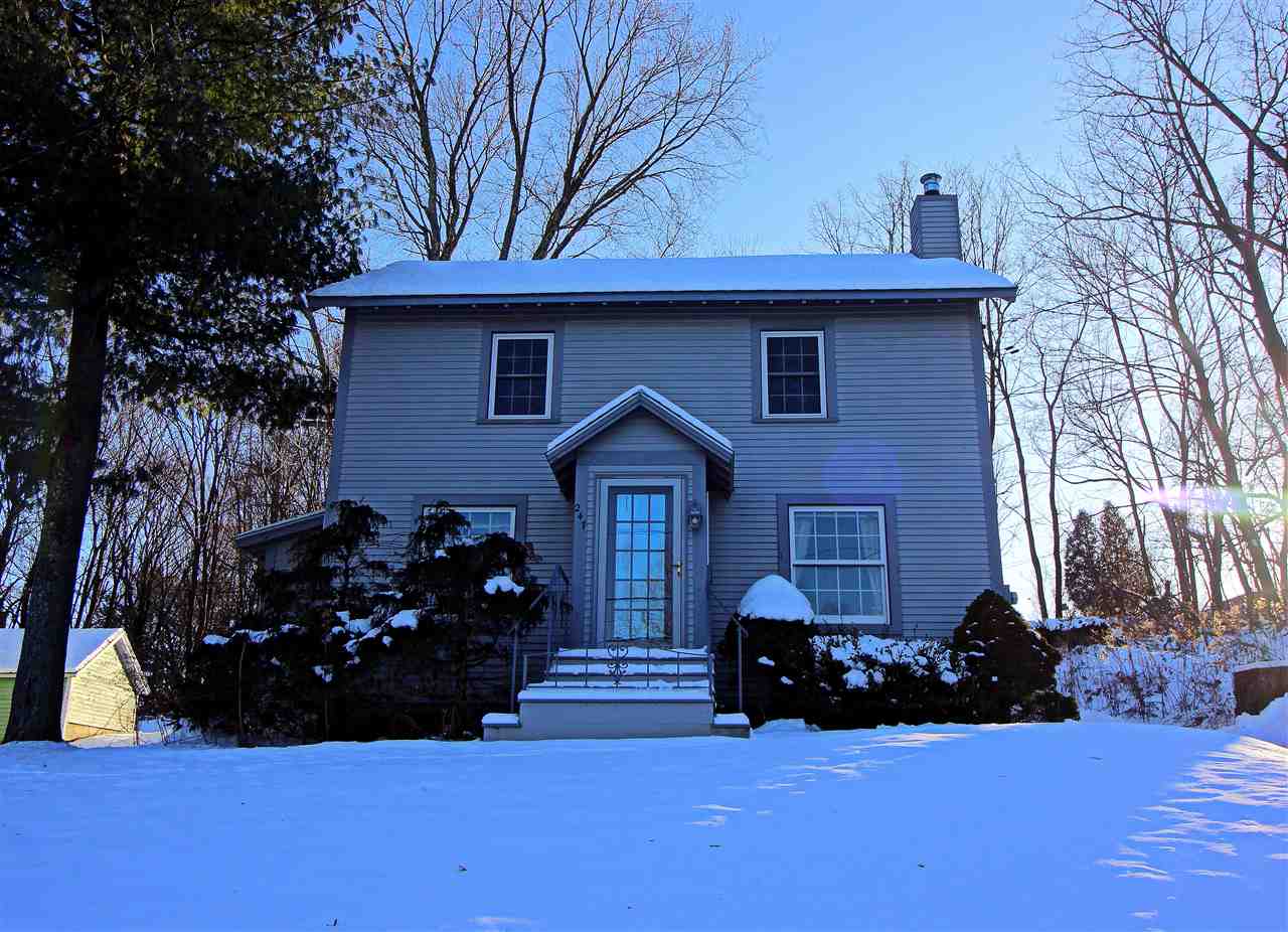 247 Grandview Street Bennington, VT 05201 - Photo 2 of 31 Gallery Image 2