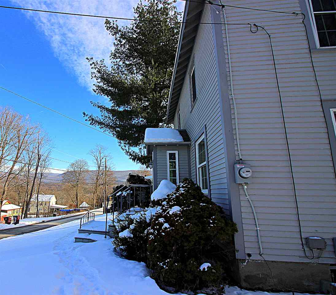 247 Grandview Street Bennington, VT 05201 - Photo 4 of 31 Gallery Image 4