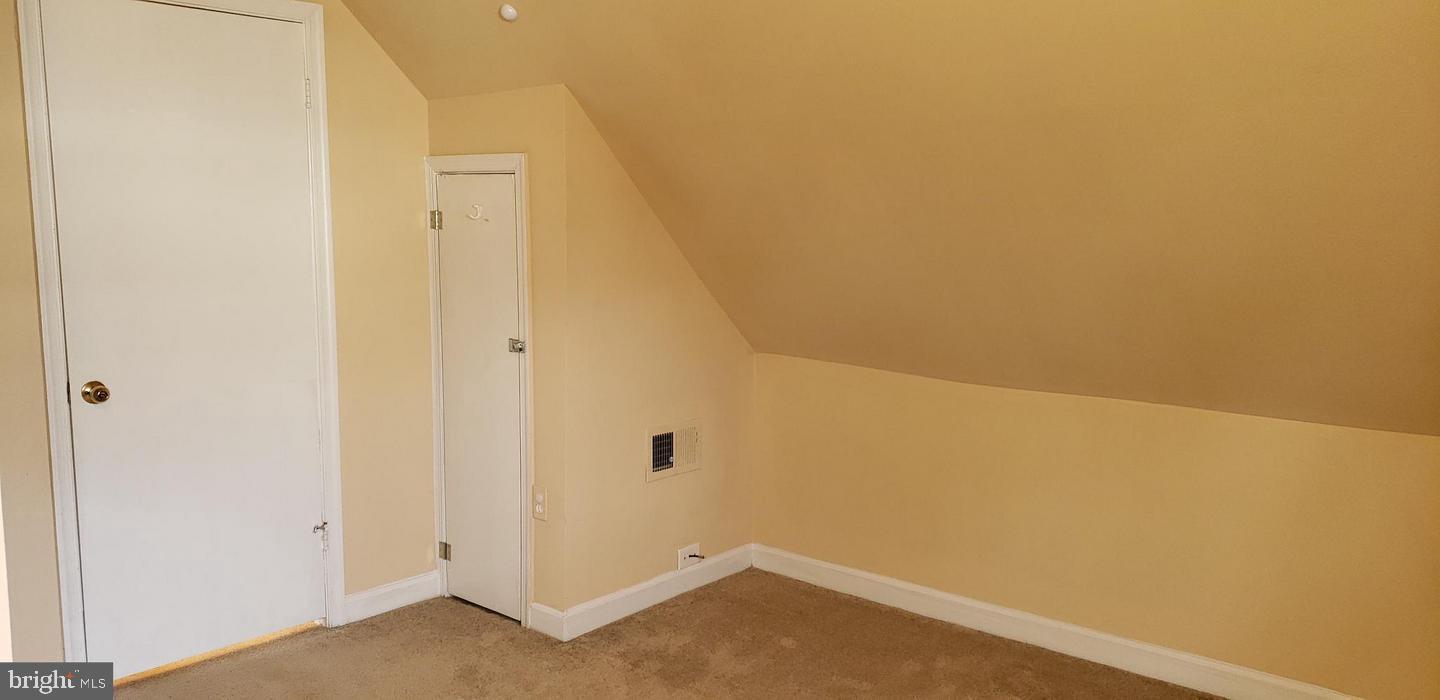 10558 Rogues Road Midland, VA 22728 - Photo 14 of 25 Gallery Image 14