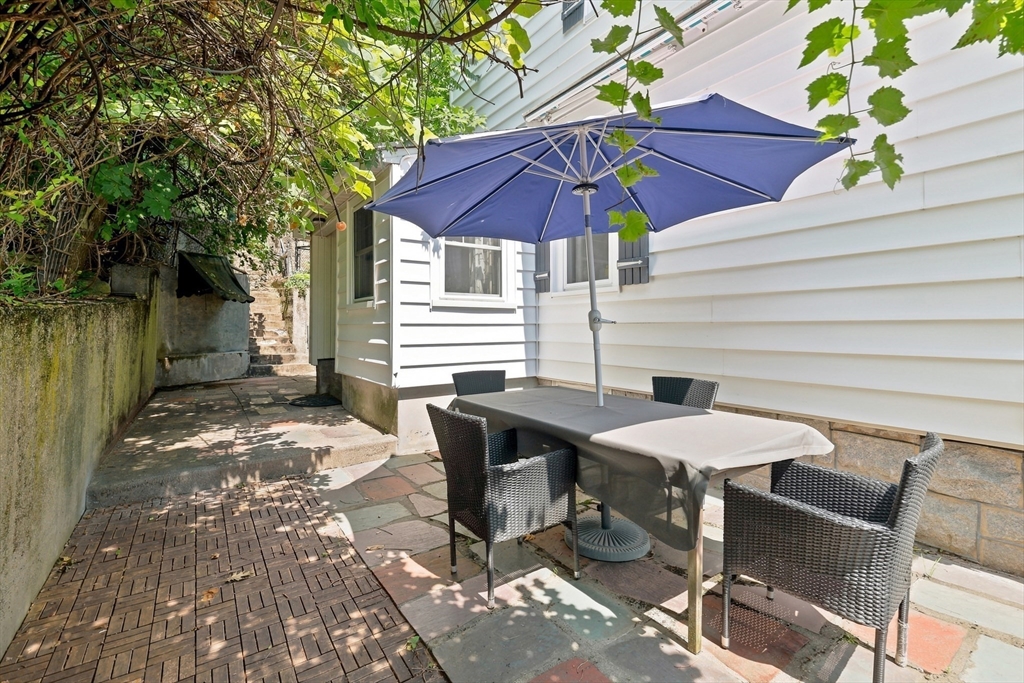 43 Chilmark Street Worcester, MA 01604 - Photo 4 of 36 Gallery Image 4