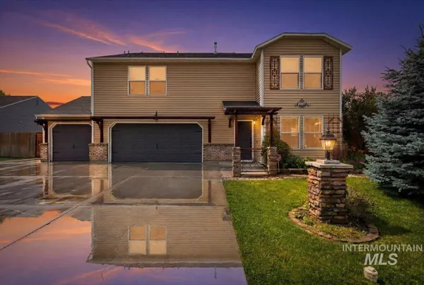 $449,900 | 8207 East Shallon Drive, Nampa, ID 83687