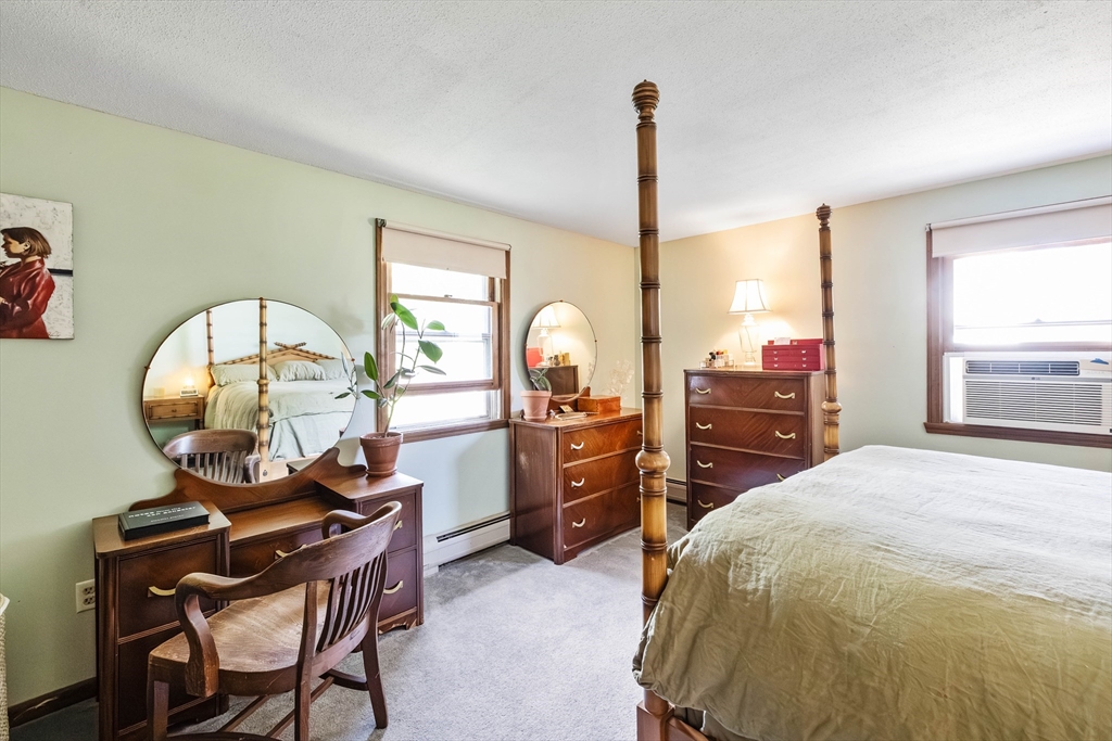 2 Little Street Easthampton, MA 01027 - Photo 12 of 27