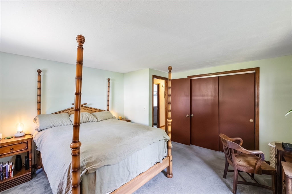 2 Little Street Easthampton, MA 01027 - Photo 13 of 27