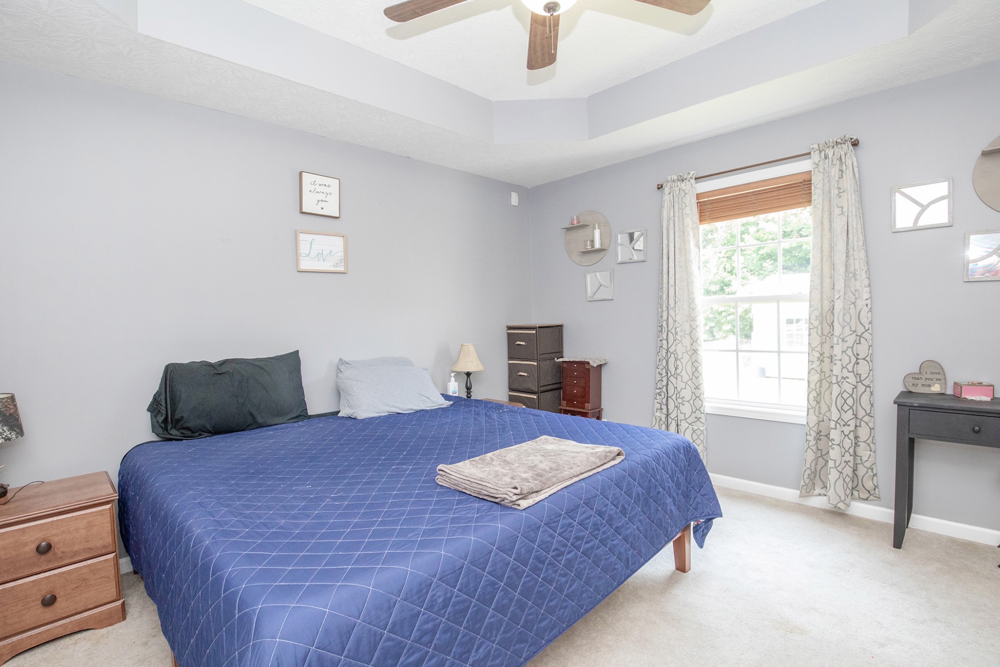 148 Filly Lane Springfield, TN 37172 - Photo 18 of 33 a bedroom with a bed and a table