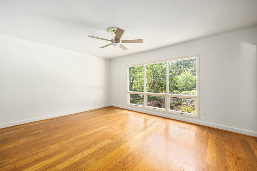 6129 Cape Cod Court Columbus, GA 31904 - Photo 16 of 39 Master Bedroom