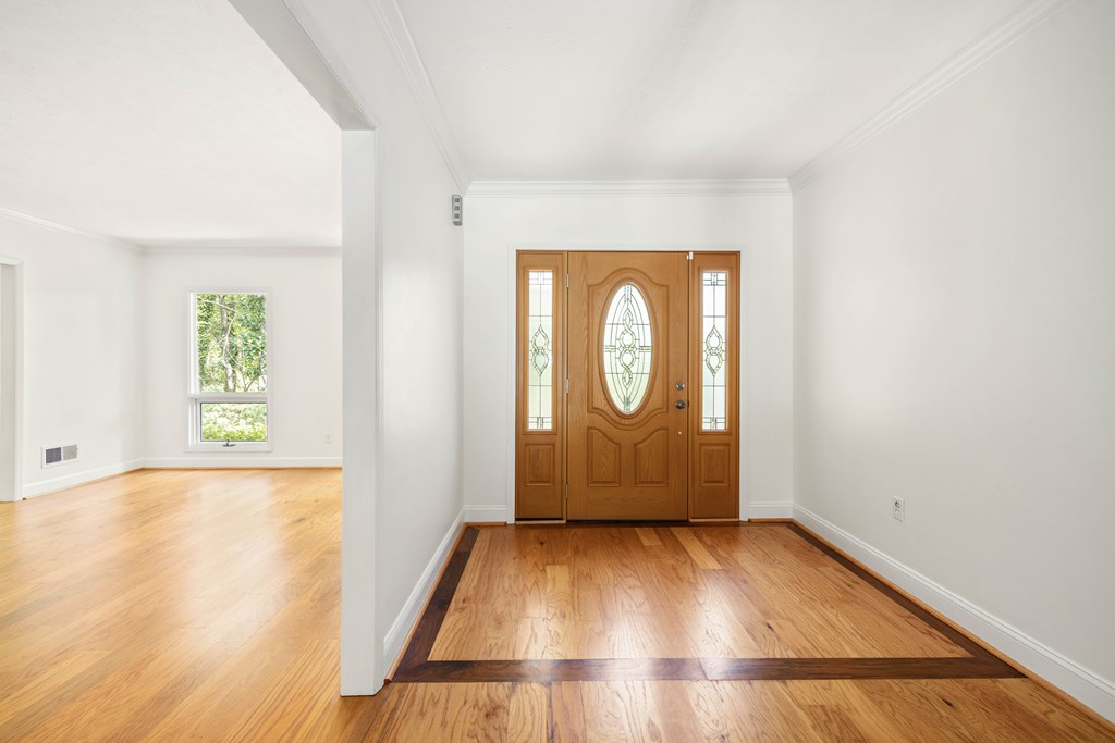 6129 Cape Cod Court Columbus, GA 31904 - Photo 5 of 39 Foyer