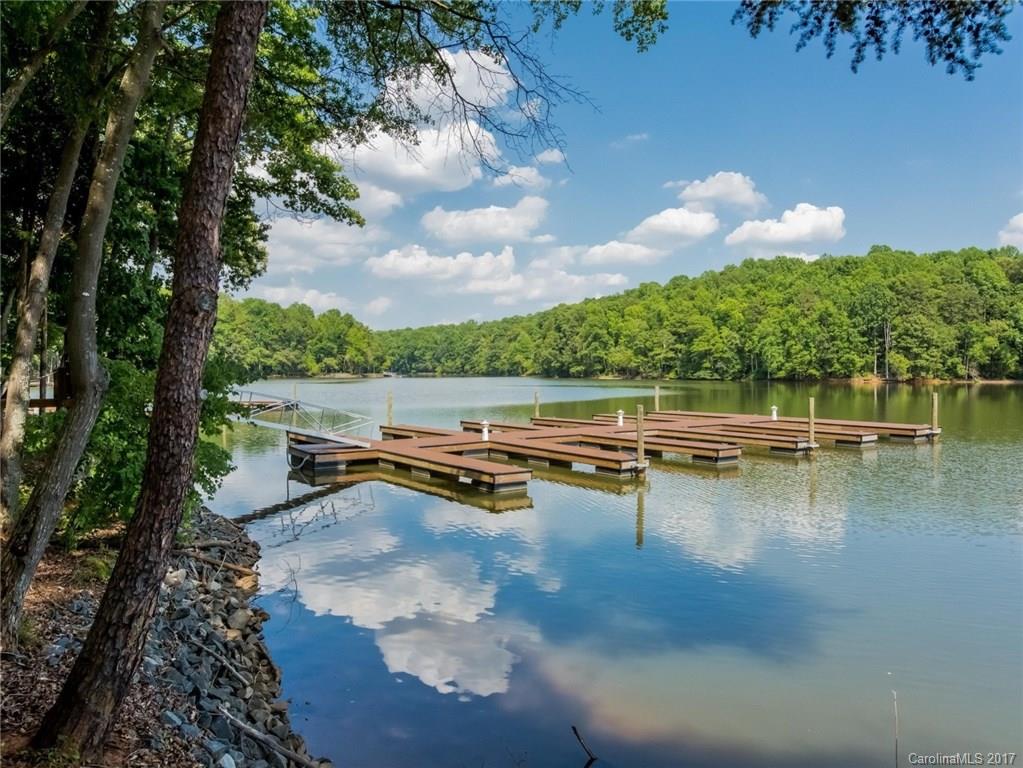 4305 Bright Road, Unit 193 Charlotte, NC 28214 - Photo 23 of 24 Gallery Image 23