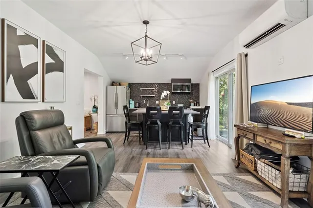 $825,000 | 298 Lake Markham Road, Sanford, FL 32771