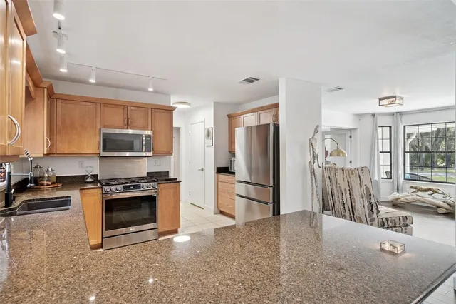 $825,000 | 298 Lake Markham Road, Sanford, FL 32771