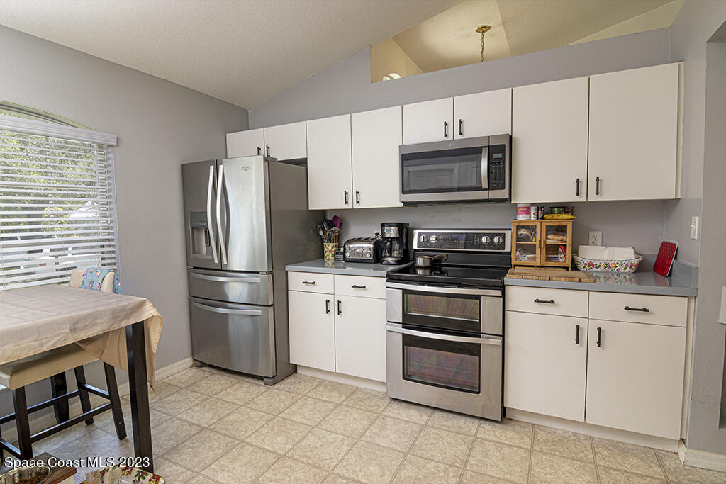 338 Riley Avenue Northeast Palm Bay, FL 32907 - Photo 9 of 20 IMG_8985 copy