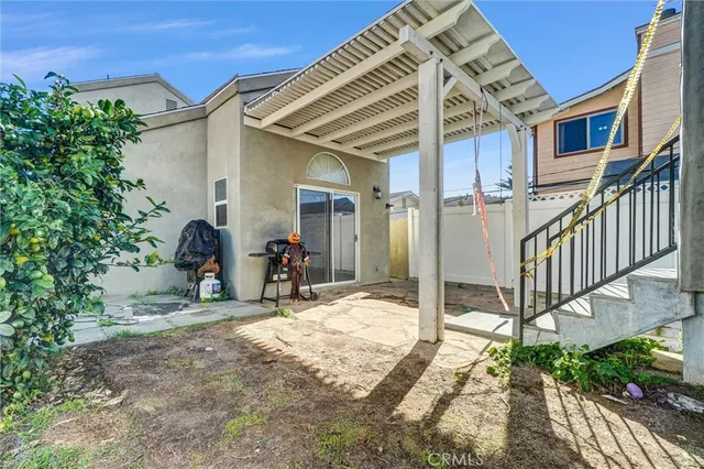 $1,850,000 | 1209 Huntington Street, Huntington Beach, CA 92648