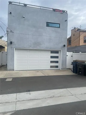 $1,850,000 | 1209 Huntington Street, Huntington Beach, CA 92648