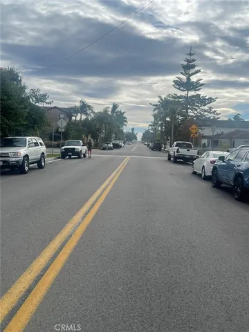 $1,850,000 | 1209 Huntington Street, Huntington Beach, CA 92648