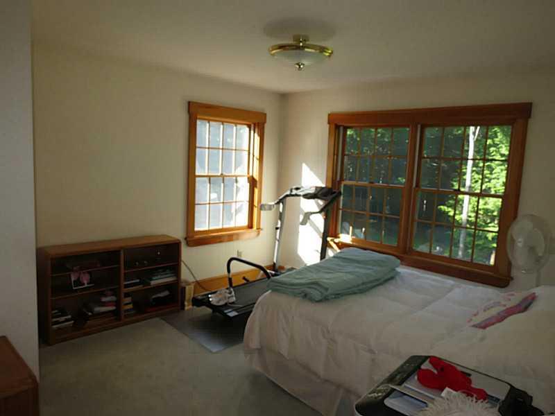 41 Maranacook Road Winthrop, ME 04364 - Photo 17 of 25 Exterior Front.
