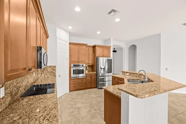 $6,000 | 844 Southwest Pebble Lane, Palm City, FL 34990