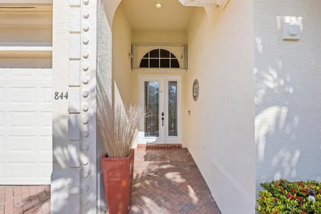 $6,000 | 844 Southwest Pebble Lane, Palm City, FL 34990