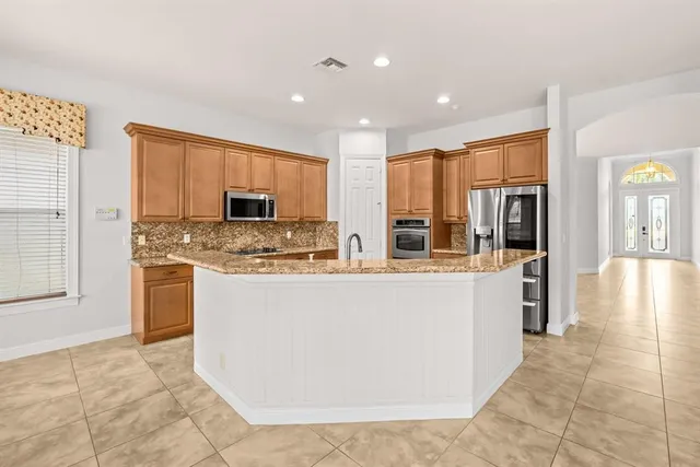 $6,000 | 844 Southwest Pebble Lane, Palm City, FL 34990