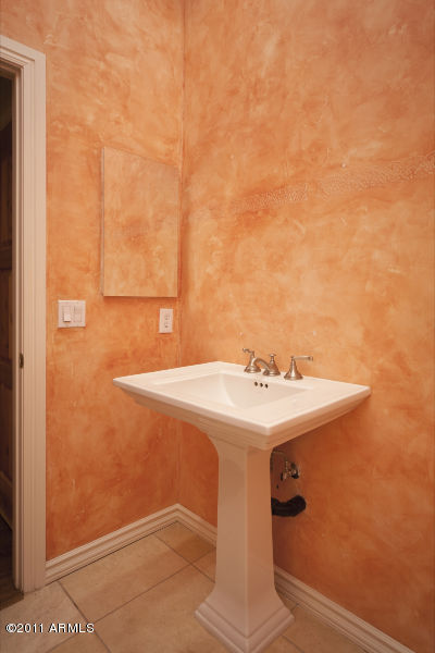 Powder room