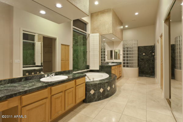 8430 East Yearling Road Scottsdale, AZ 85255 - Photo 23 of 41 Yearling