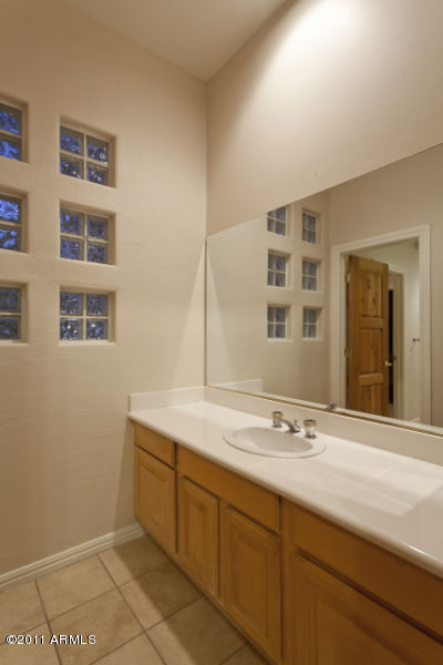 8430 East Yearling Road Scottsdale, AZ 85255 - Photo 6 of 41 HRM4771