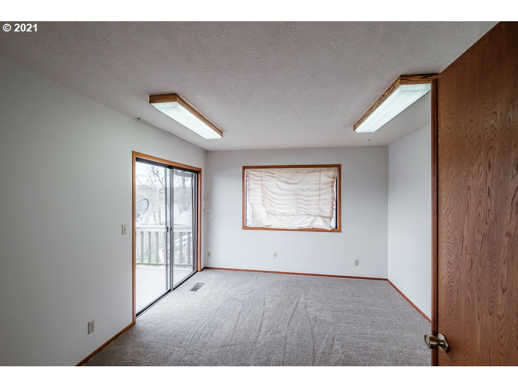 1340 Rafael Avenue North Keizer, OR 97303 - Photo 29 of 32 Gallery Image 29