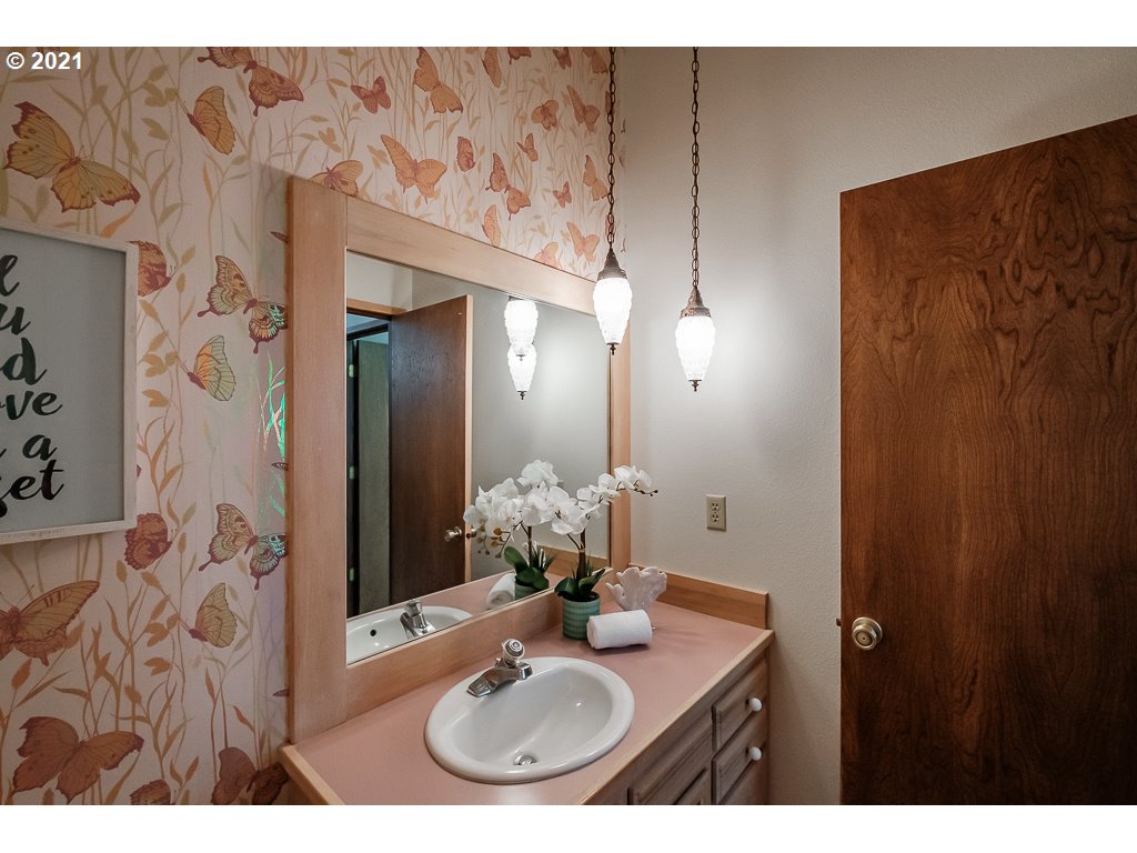 1340 Rafael Avenue North Keizer, OR 97303 - Photo 7 of 32 Gallery Image 7