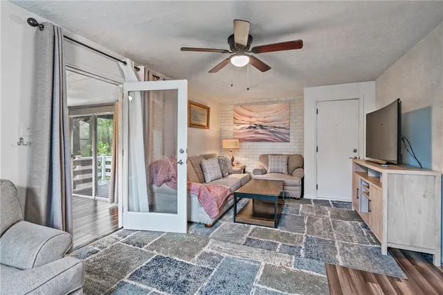 $329,900 | 1150 Judy Ann Place, Pittsburgh, PA 15237