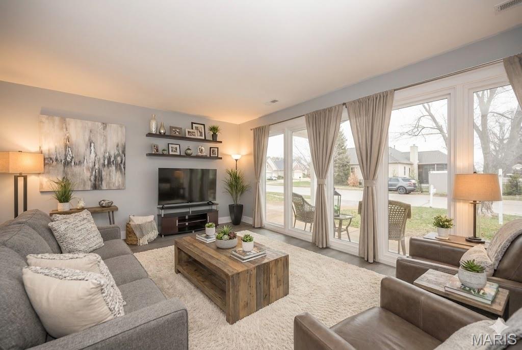 4767 Towne South Road St. Louis, MO 63128 - Photo 17 of 47