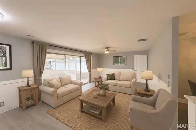 $425,000 | 4767 Towne South Road, St. Louis, MO 63128