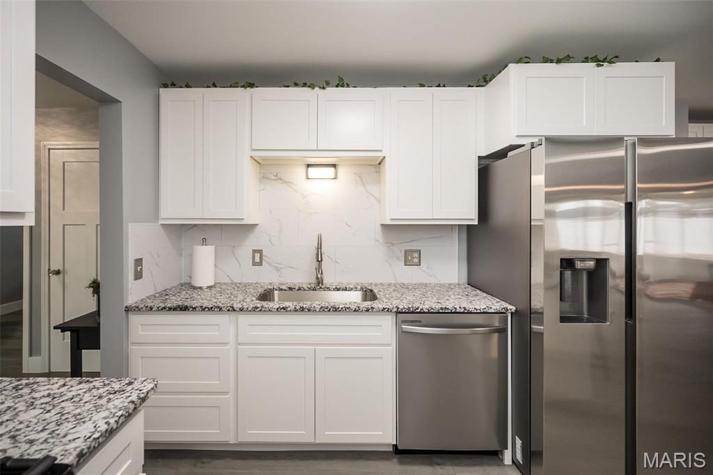 4767 Towne South Road St. Louis, MO 63128 - Photo 20 of 47