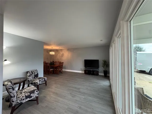 $425,000 | 4767 Towne South Road, St. Louis, MO 63128