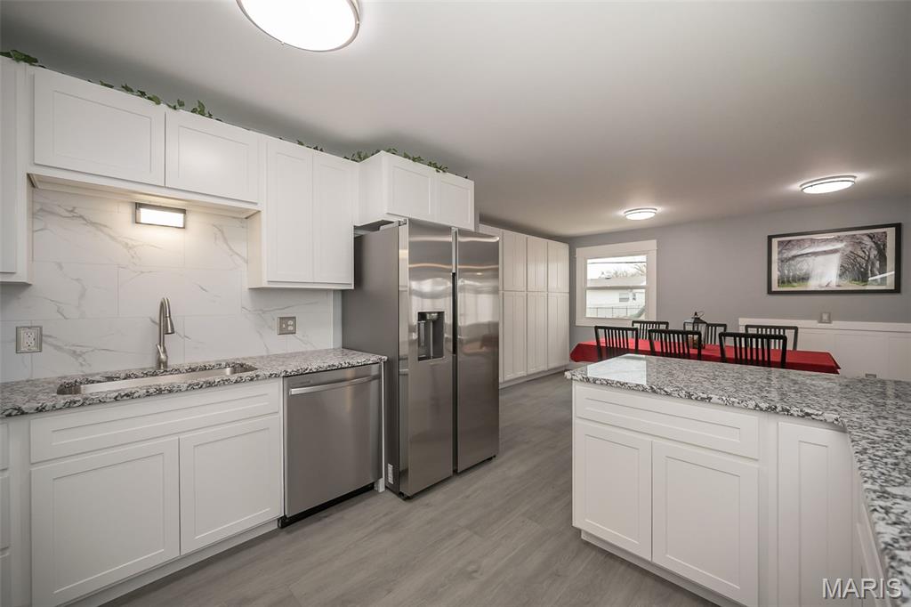 4767 Towne South Road St. Louis, MO 63128 - Photo 4 of 47