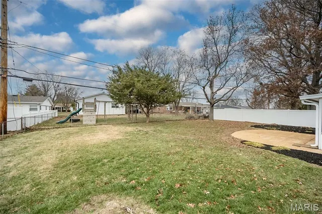 $425,000 | 4767 Towne South Road, St. Louis, MO 63128