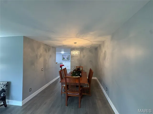 $425,000 | 4767 Towne South Road, St. Louis, MO 63128