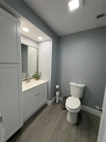 $425,000 | 4767 Towne South Road, St. Louis, MO 63128