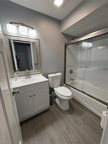 $425,000 | 4767 Towne South Road, St. Louis, MO 63128