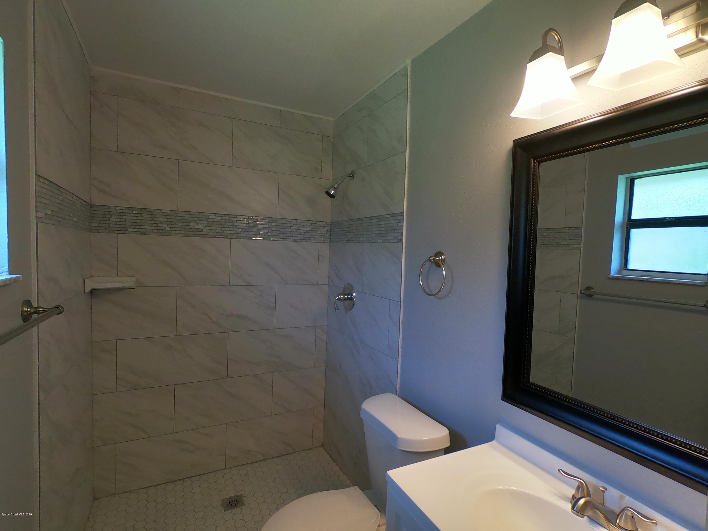 2170 Watkins Road Southeast Palm Bay, FL 32909 - Photo 8 of 8 Master Bathroom
