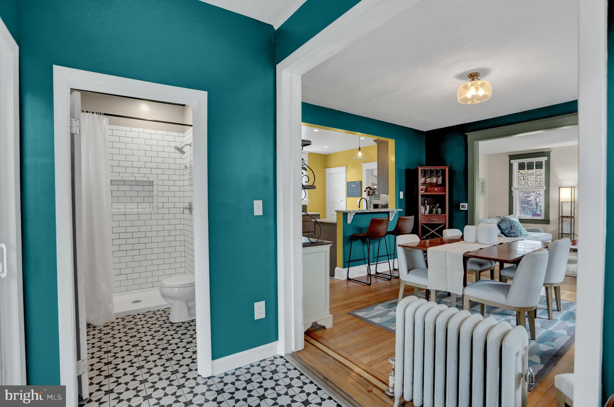 332 Radnor Road Baltimore, MD 21212 - Photo 12 of 47 Mud Room that leads to back deck