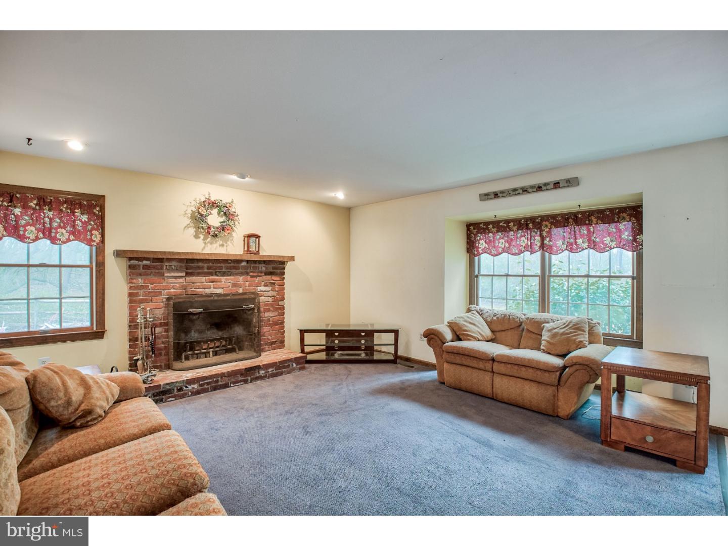 640 Mt Laurel Road Mount Laurel, NJ 08054 - Photo 11 of 25 Gallery Image 11