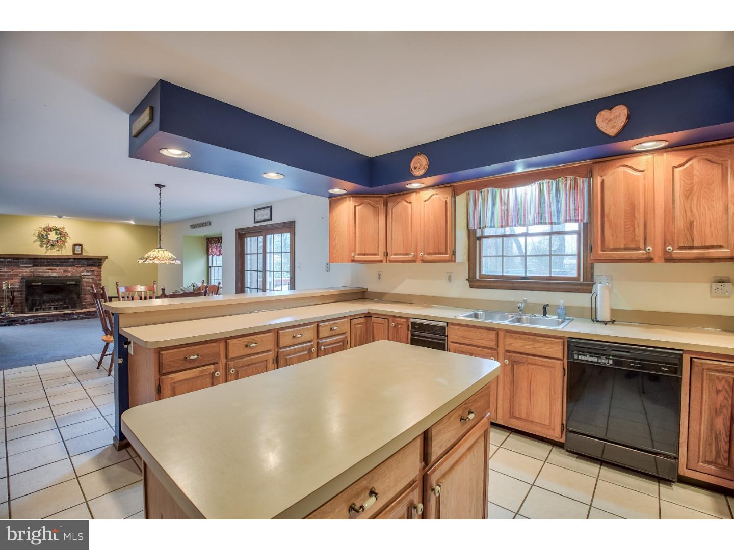 640 Mt Laurel Road Mount Laurel, NJ 08054 - Photo 7 of 25 Gallery Image 7