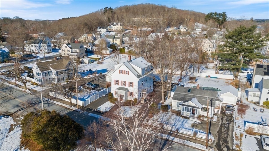 129 Friend Street, Unit 2 Amesbury, MA 01913 - Photo 23 of 27 a view of city and mountain