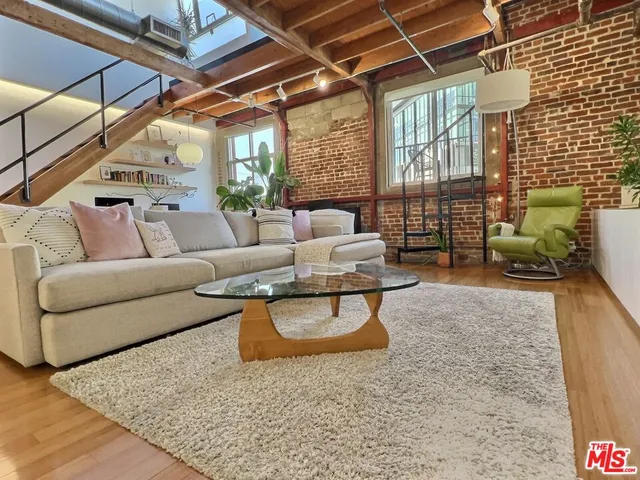 $3,900 | 500 Molino Street, Unit 314, Los Angeles, CA 90013