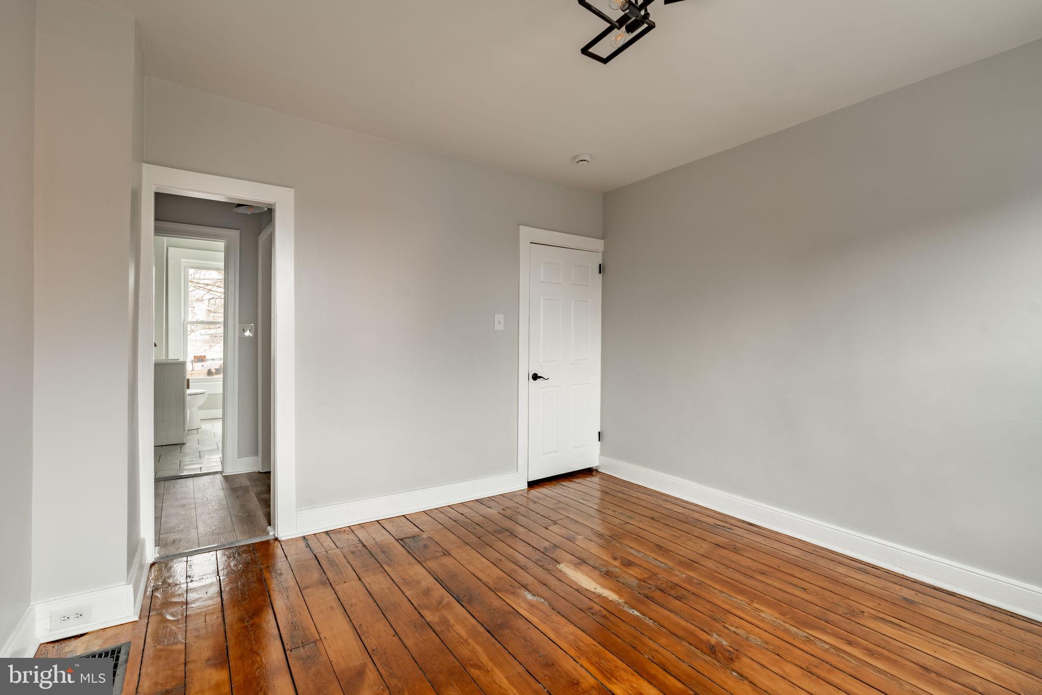 471 High Street Lancaster, PA 17603 - Photo 14 of 22 a view of empty room with wooden floor