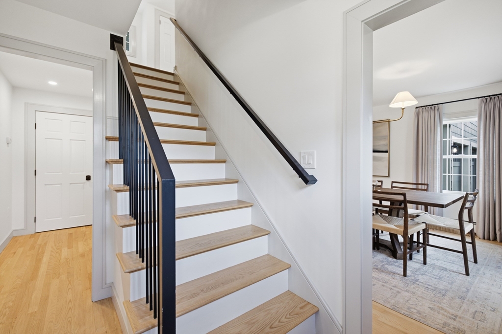 6 Lockway Road Andover, MA 01810 - Photo 2 of 41 Gallery Image 2