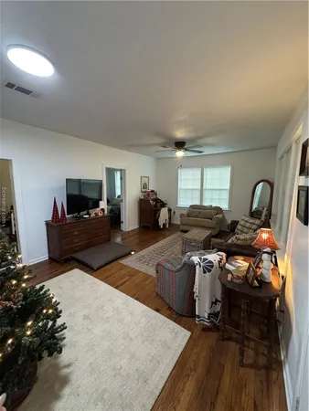 $1,750 | 1300 Antone Street, Bryan, TX 77803