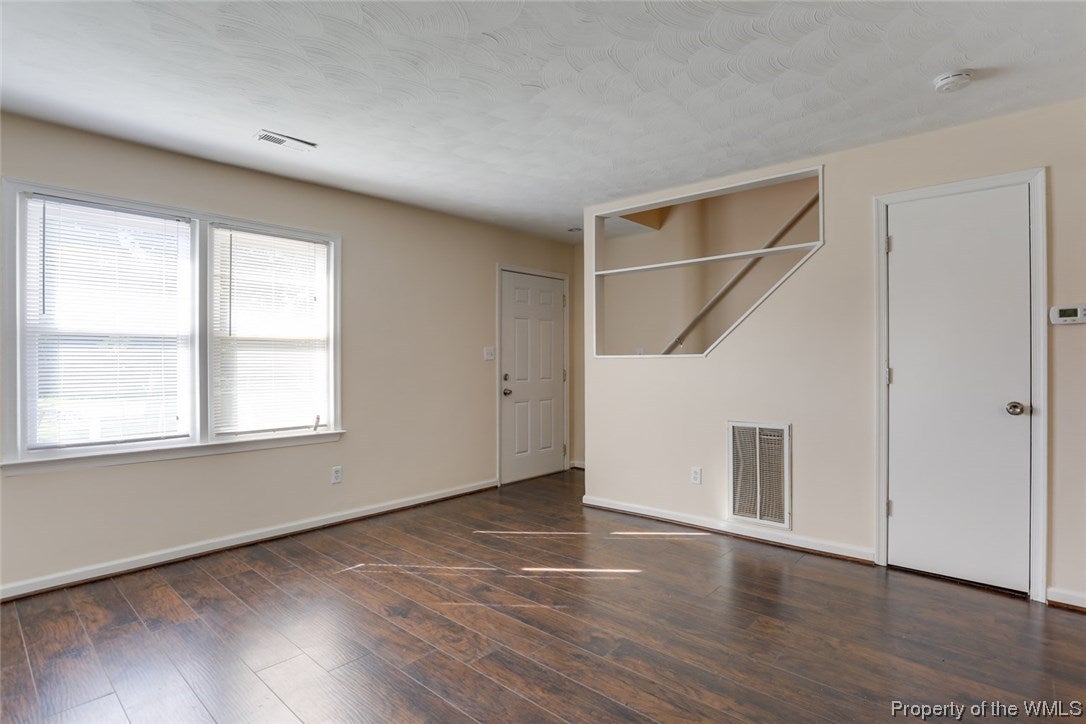 13 Kempton Street Hampton, VA 23669 - Photo 11 of 23 Gallery Image 11